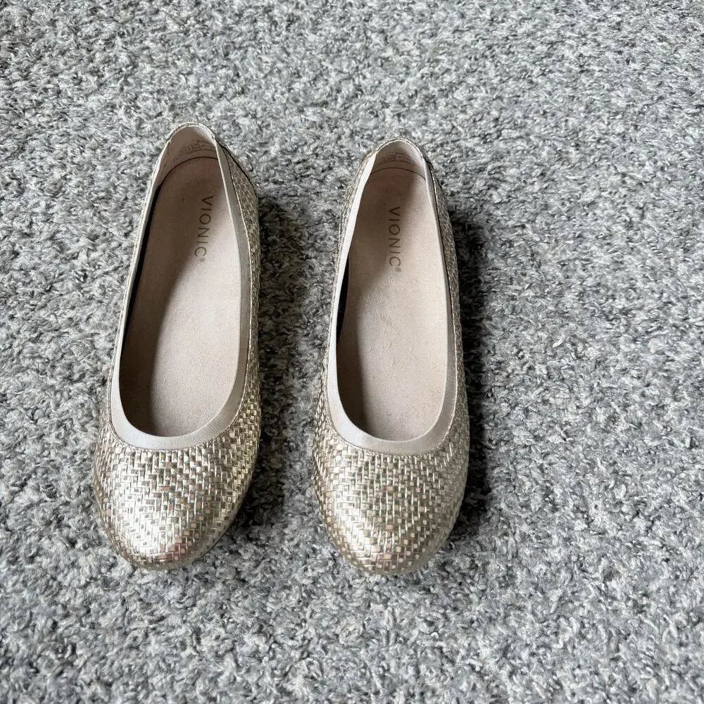 Vionic Anita Woven Round Toe Comfort Ballet Flat Sz 9 Womens Gold Slip On EUC